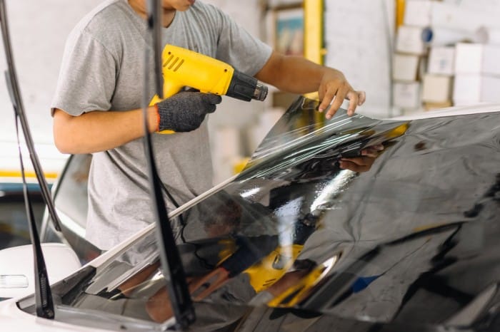Car Tinting in Oman: Why It’s Important and Its Benefits